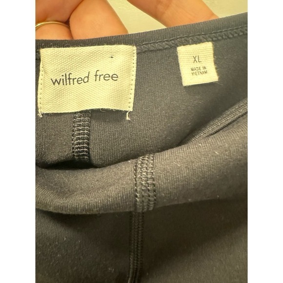 Wilfred Free Divinity Jumpsuit Black NWT XL Aritzia Sleevless Full Length - Picture 6 of 7